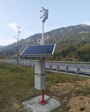 森林野外氣象自動在線環(huán)境監(jiān)測站